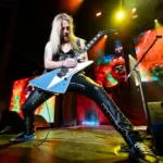 Richie Faulkner señala que no está al 100% con Judas Priest